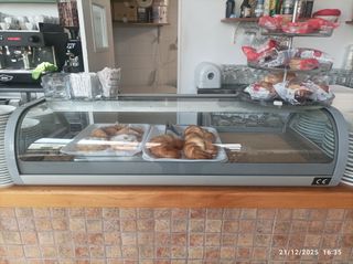 Vitrina expositora 1m