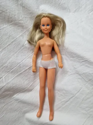 Muñeca Darling rubia de los años 80