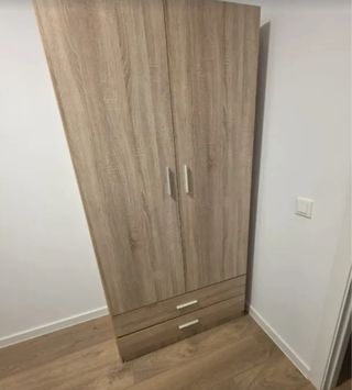 Armario de madera 2 puertas y 2 cajones