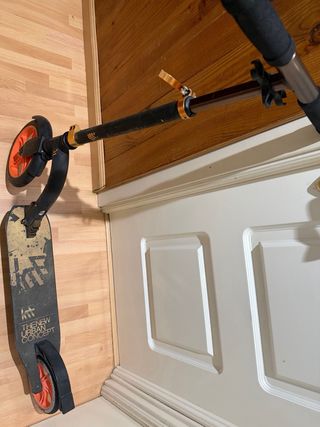 Patinete Scooter Urbano Negro Naranja