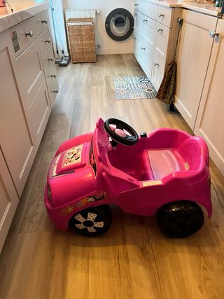 Coche Eléctrico Niña Minnie Injusa