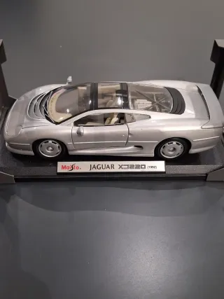 Jaguar XJ220 1992 Maisto scala 1:18. Nuova,Vintage