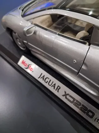 Jaguar XJ220 1992 Maisto scala 1:18. Nuova,Vintage