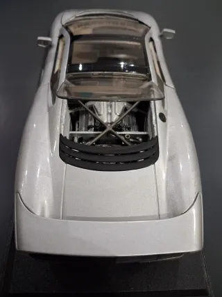 Jaguar XJ220 1992 Maisto scala 1:18. Nuova,Vintage