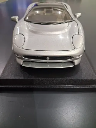 Jaguar XJ220 1992 Maisto scala 1:18. Nuova,Vintage