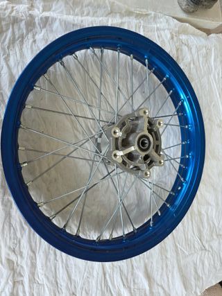 LLANTA TRASERA COMPLETA DERBI DRD RACING Y SM AZUL