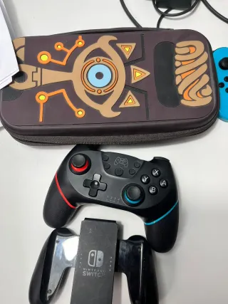 NINTENDO SWITCH+ 2 Juegos+ MANDO REGULAR + pro
