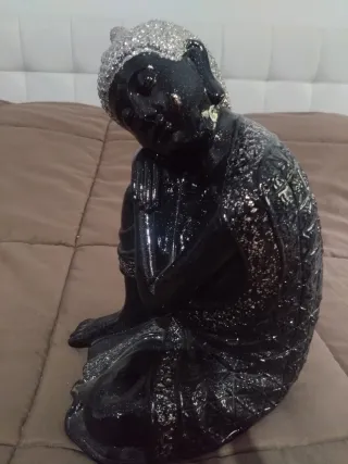 Estátua Buda Decorativa Preta com Glitter