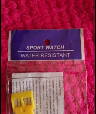 Reloj digital silicona en amarillo unisex