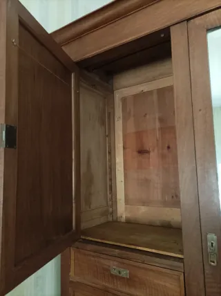 Armario madera principios s.XX con espejo