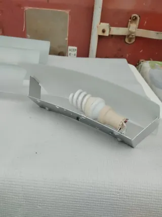 Lámparas de pared EL Lighting y LLUM DD.