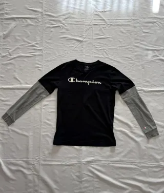 Camiseta Champion manga larga negra y gris