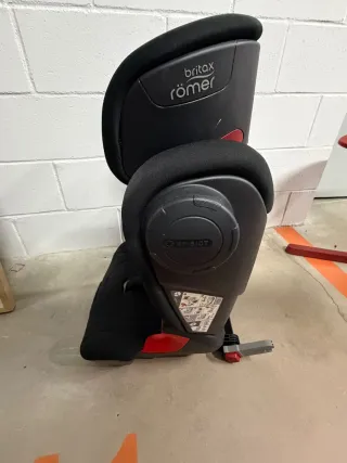 Super Rebajada! Silla coche Britax Römer negra