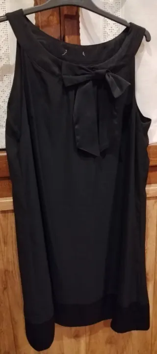 Vestido negro H&M con lazo