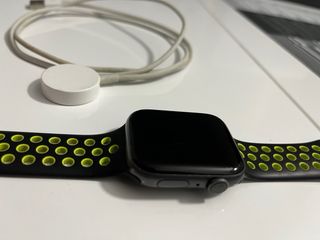 Apple Watch Nike Series 4 Nero/Verde