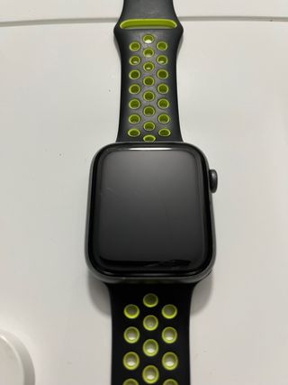Apple Watch Nike Series 4 Nero/Verde