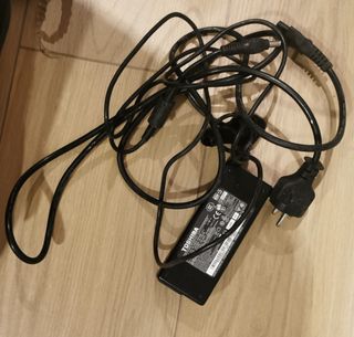 Ordenador Portátil Toshiba Satellite. Muy cuidado.