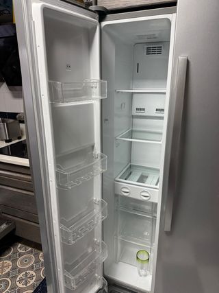 Nevera americana Indesit