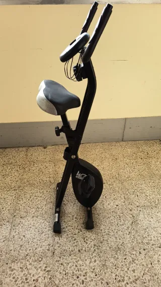 Bicicleta Estática Negra