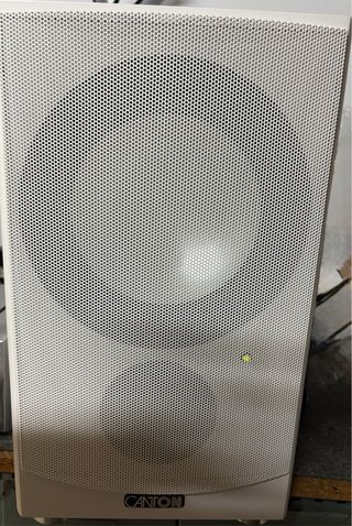 Subwoofer Activo Canton Potente