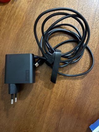 Lenovo Legion Go 2TB + Accesorios