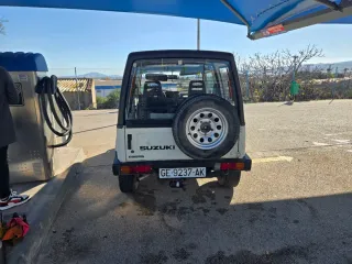 Suzuki Samurai 1990