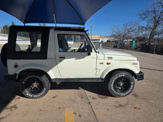 Suzuki Samurai 1990