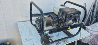 Generador Honda GX240 4900 Averiado