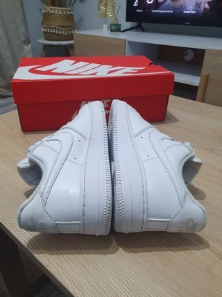 Nike Air Force 1 Talla 37.5