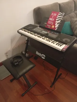 Piano Rock Jam con banqueta y auriculares + libro