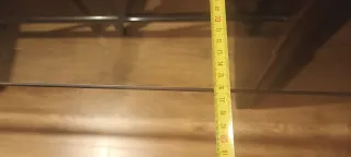 Mesa de cristal y metal para salón