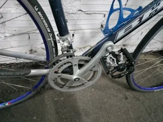 Bicicleta de carretera BH