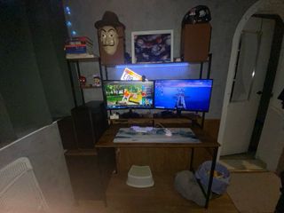 Scrivania da gioco in legno