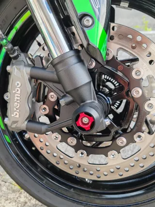 Kawasaki Z900 Verde Negra