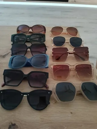 Gafas de sol estilo aviador y cuadradas