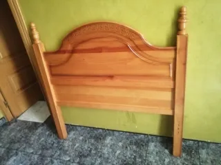 Cabezal de madera estilo clásico