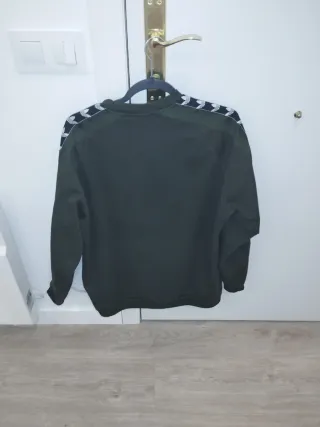 Sudadera Adidas verde oliva con logo