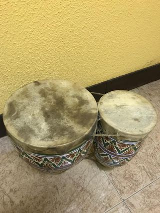 Duo di tamburi africani in ceramica