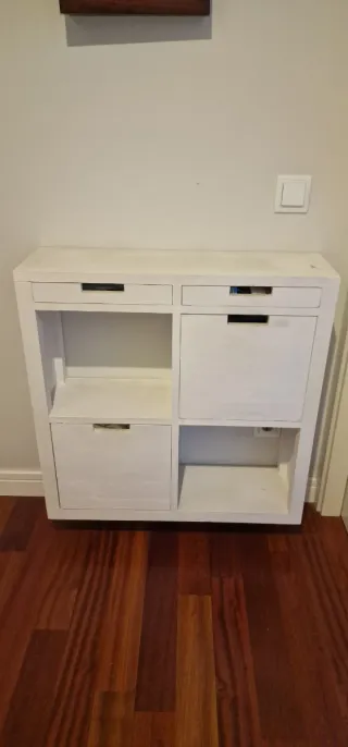 Mueble recibidor blanco colgante