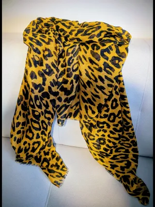 Pañoleta Leopardo Mostaza