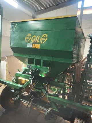 Sembradora GIL 5 metros