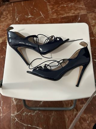 Zapatos Zara tacón fino azul marino. Usados 1 vez