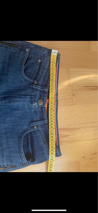 Pantalón vaquero Alba Conde