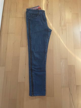 Pantalón vaquero Alba Conde