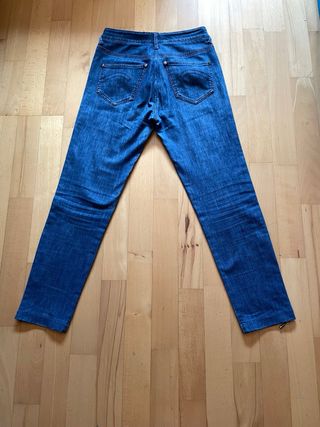 Pantalón vaquero Alba Conde