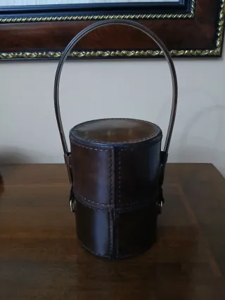 Mini bar portatile vintage in pelle