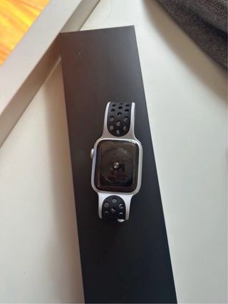 Apple Watch SE Nike Negro/Plata