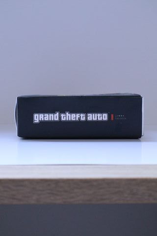 Caja GTA Trilogy PS2 Español