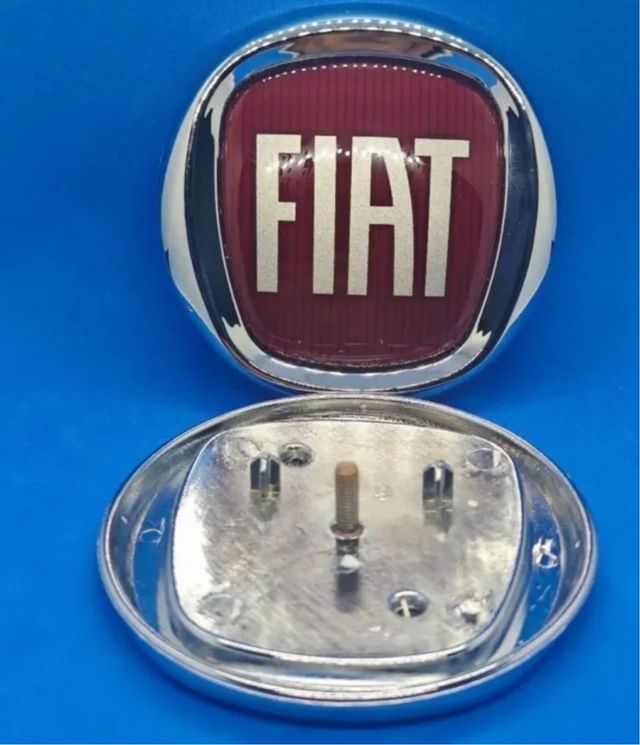 Emblema Fiat 500 Punto Doblo  Capó 95mm