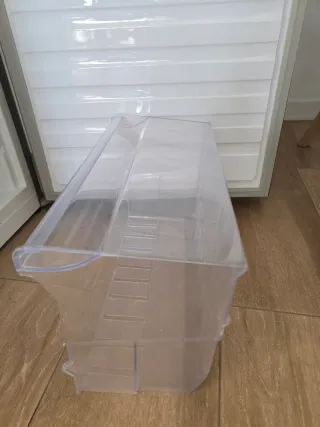 Cajones y baldas de frigorífico